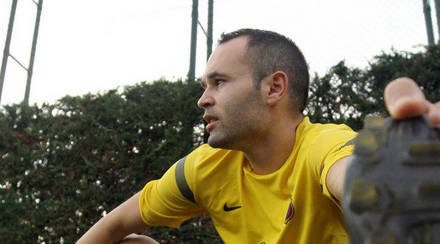 Andrés Iniesta – antywirus Barçy