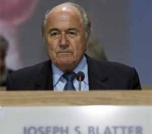 Blatter: To czarny dzień dla futbolu