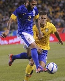Brazylia wygrywa, Dani Alves asystuje