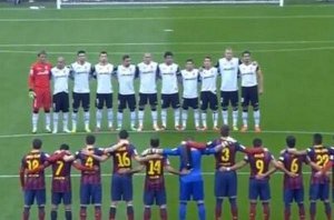 Piłkarze uczcili minutą ciszy pamięć Aragonésa