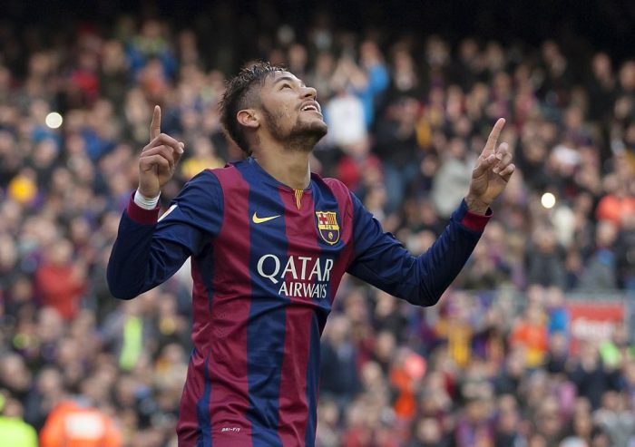 Neymar celebruje bramkę w meczu z Levante