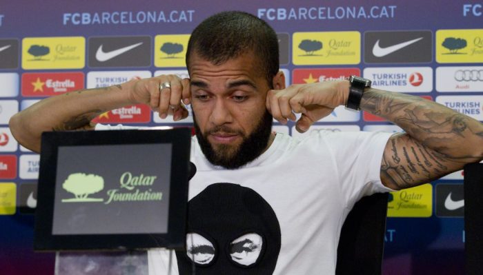 Dani Alves na konferencji prasowej