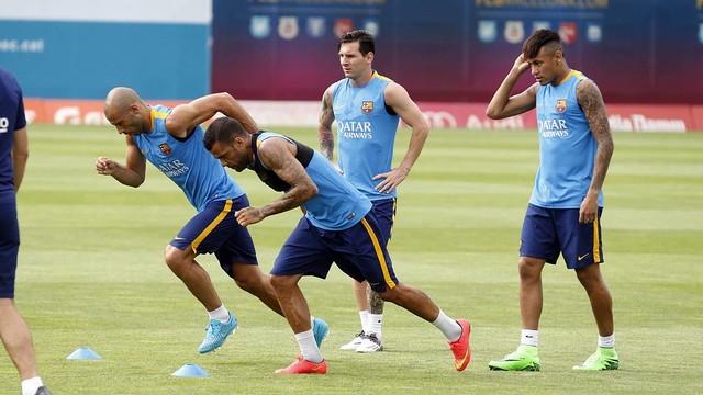 Pierwszy trening Mascherano, Messiego, Alvesa i Neymara