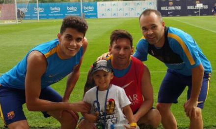 Bartra, Messi i Iniesta spełnili marzenie Aarona