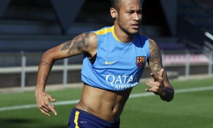 Ojciec Neymara potwierdził otrzymanie oferty od Manchesteru