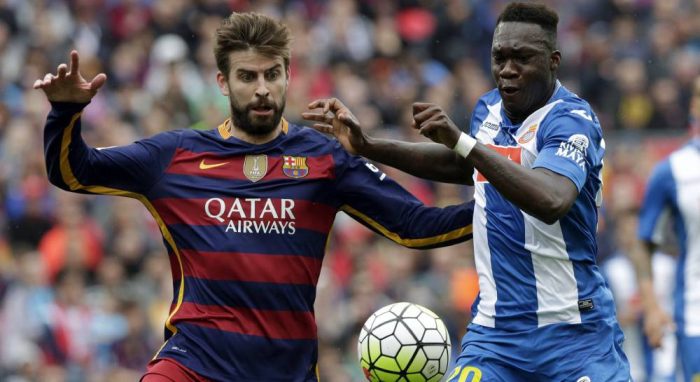 Gerard Pique w meczu z Espanyolem