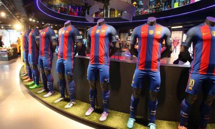 Barça chce rozpocząć sezon ze sponsorem na koszulkach
