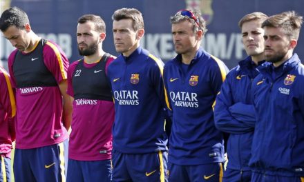 FC Barcelona uczciła pamięć ofiar katastrofy samolotowej