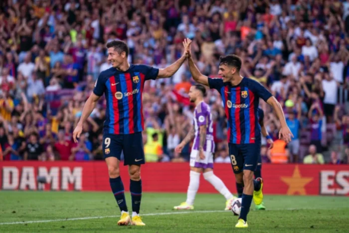 Skrót z meczu Villarreal CF – FC Barcelona. Gole i najlepsze akcje (21.12.2025) FC Barcelona - Robert Lewandowski Pedri